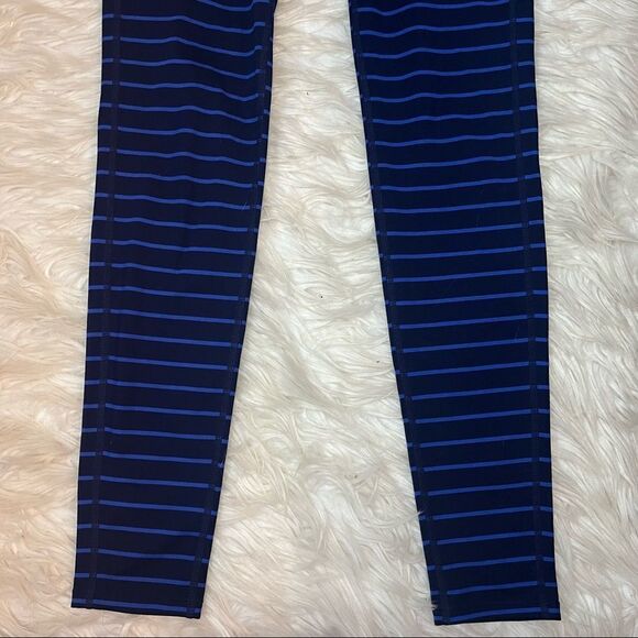 Athleta Chaturanga Admiral Stripe 7/8 Legging - Picture 6 of 10